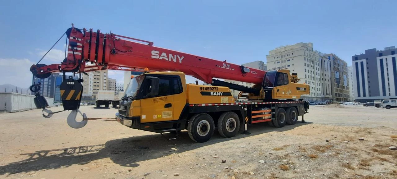 Mobile crane at an open site